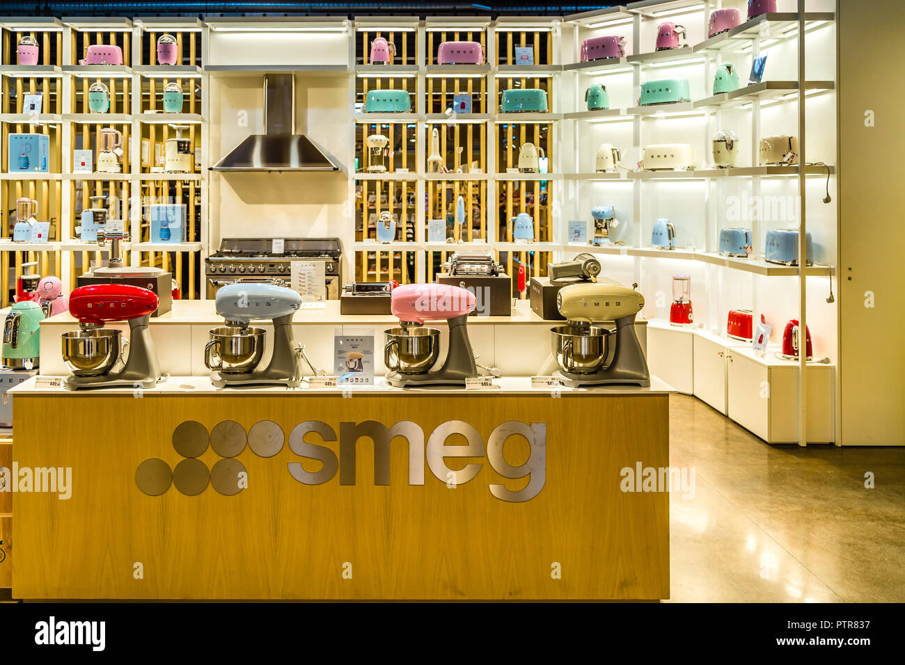 Smeg Kühlschrank Outlet : Smeg kühlschrank outlet: smeg kühlschrank outlet smeg fab ror Smeg Kühlschrank Outlet : Smeg kühlschrank outlet: smeg kühlschrank outlet smeg fab ror