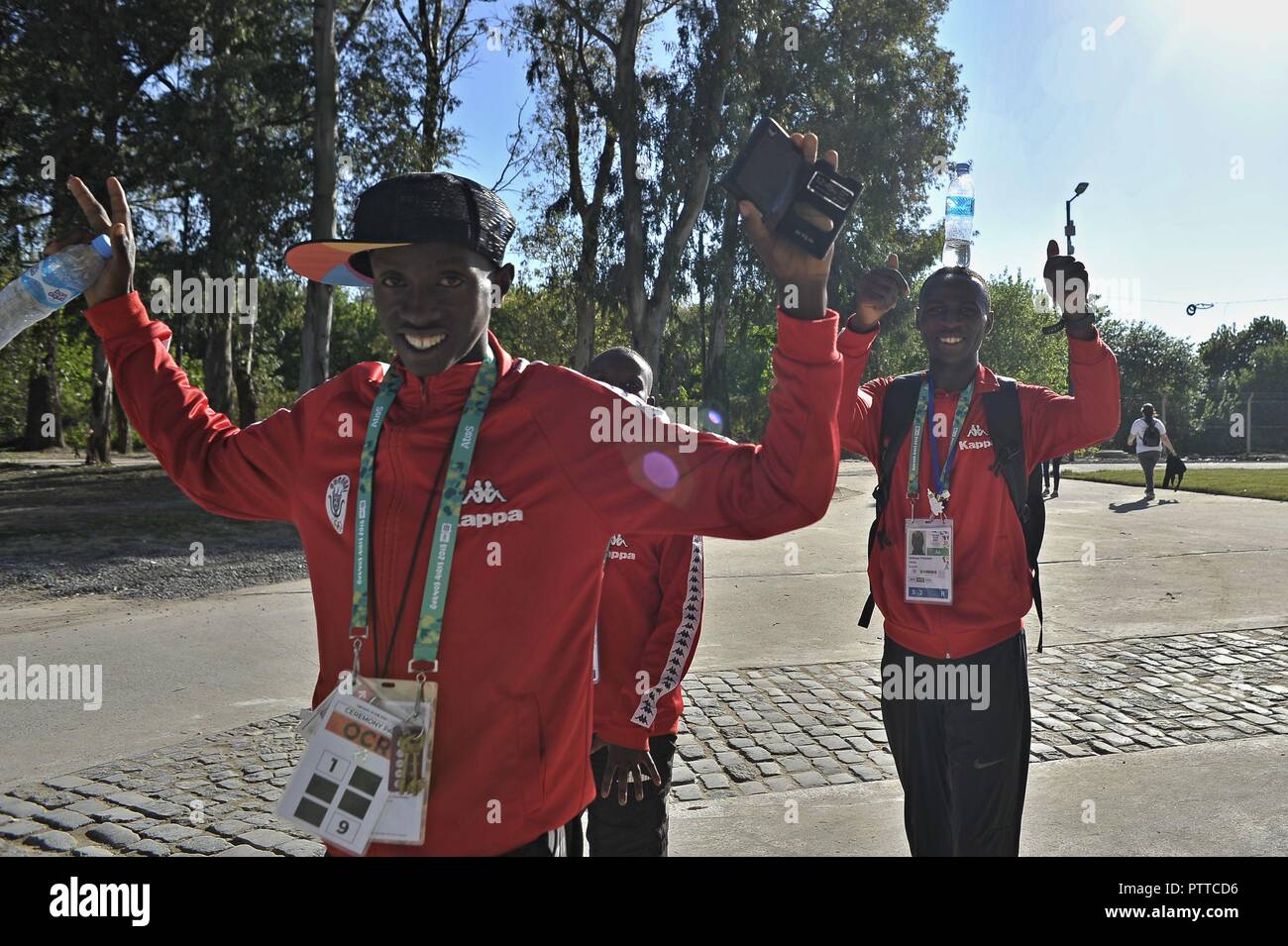 Buenos Aires, Buenos Aires, Argentinien. 8. Oktober, 2018. Athleten aus Burundi im Olympischen Park während der Buenos Aires 2018 Youth Olympic Games. Credit: Patricio Murphy/ZUMA Draht/Alamy leben Nachrichten Stockfoto