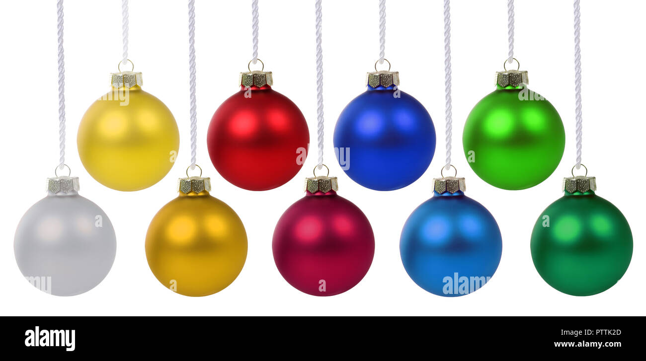 Weihnachtskugeln Christbaumkugeln banner Farben hängen auf weißem Hintergrund Stockfoto