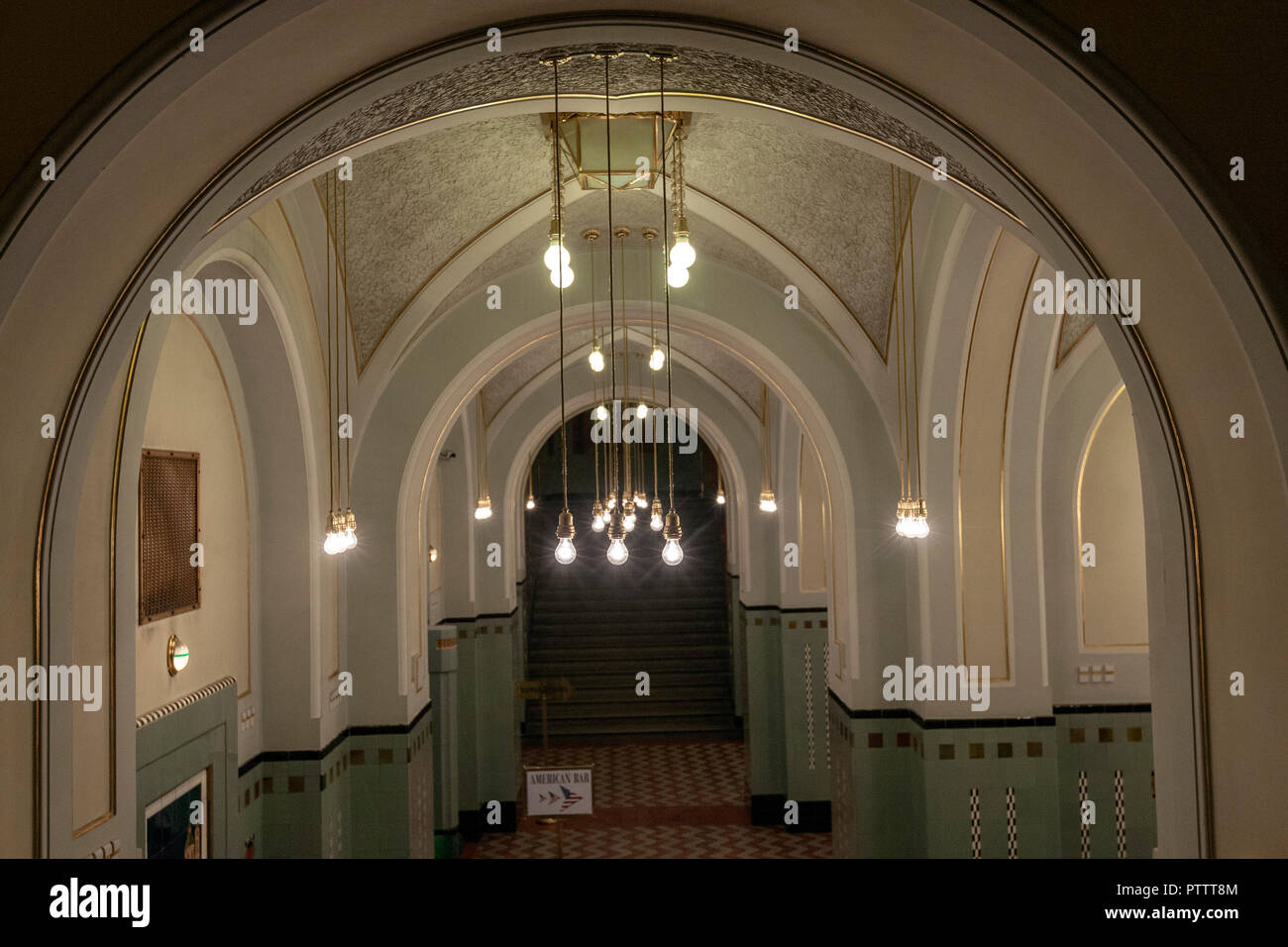 Jugendstil Keller im Gemeindehaus, Gemeindehaus dům, Prag, Tschechische Republik. Stockfoto