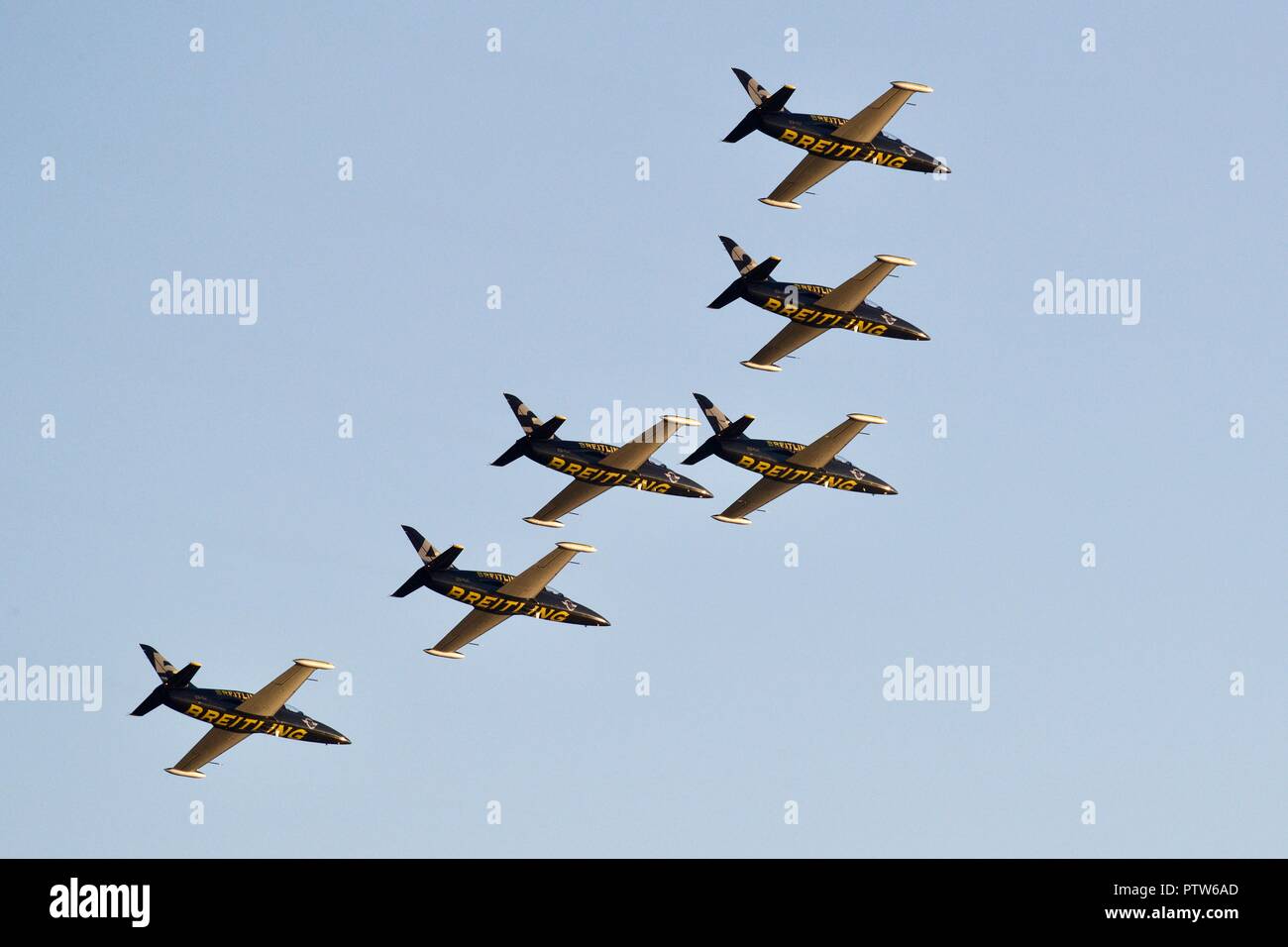 Breitling Jet Team setzen auf einen spektakulären Abend Antenne Display an der Bournemouth Air Festival am 1. September 2018 Stockfoto