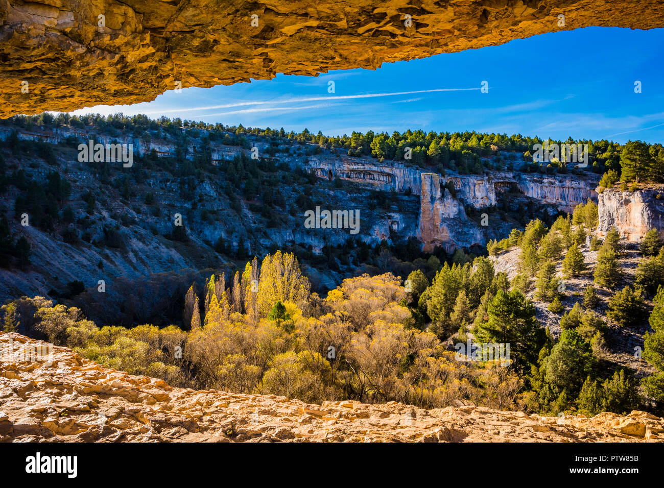 Anfänge der Herbst. Lobos River Canyon Nature Park. Ucero, Soria, Castilla y Leon. Spanien, Europa Stockfoto
