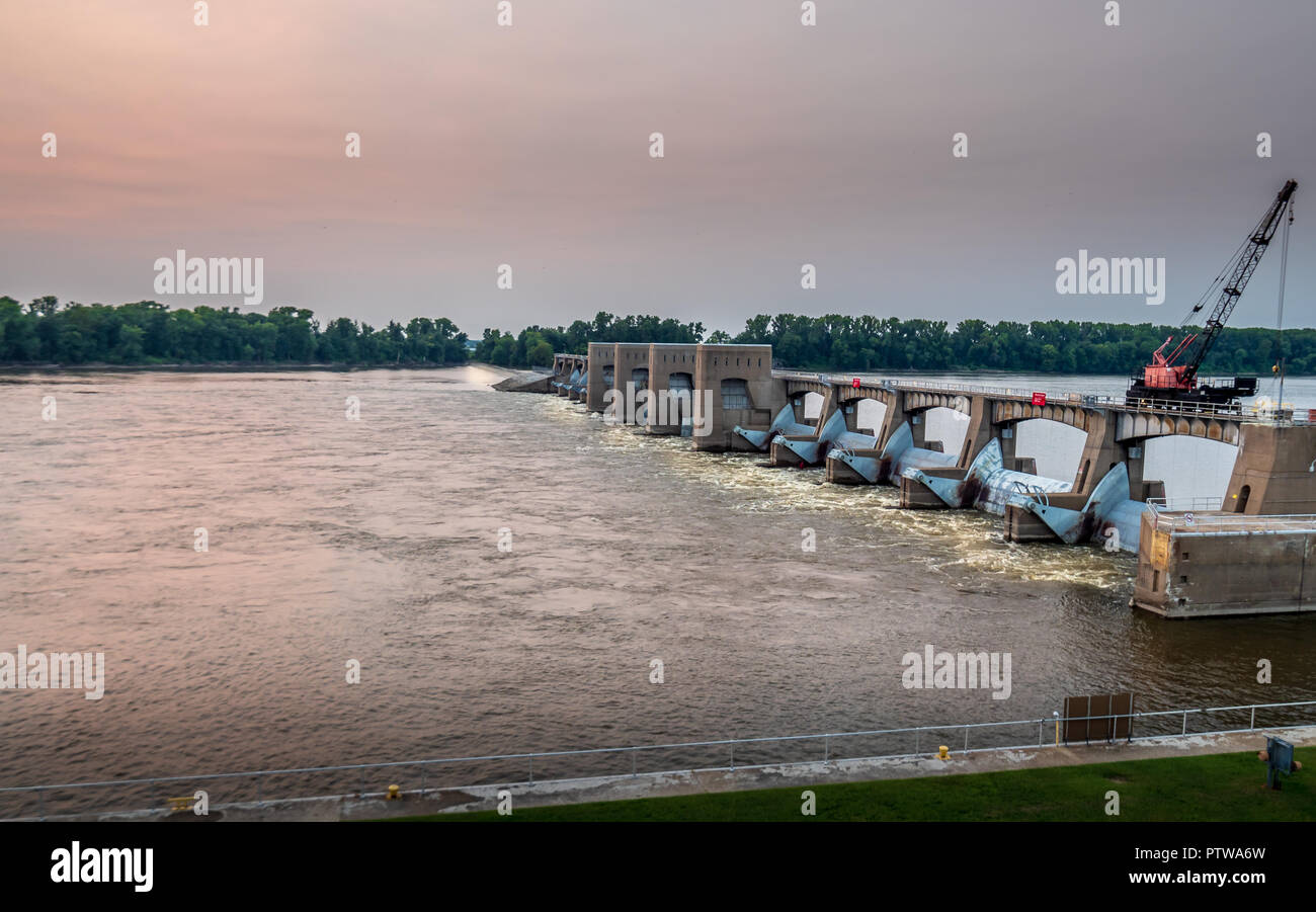 Sperren und Dam 20 auf der oberen Mississippi Stockfoto Sperren und Dam 20 auf der oberen Mississippi Stockfoto