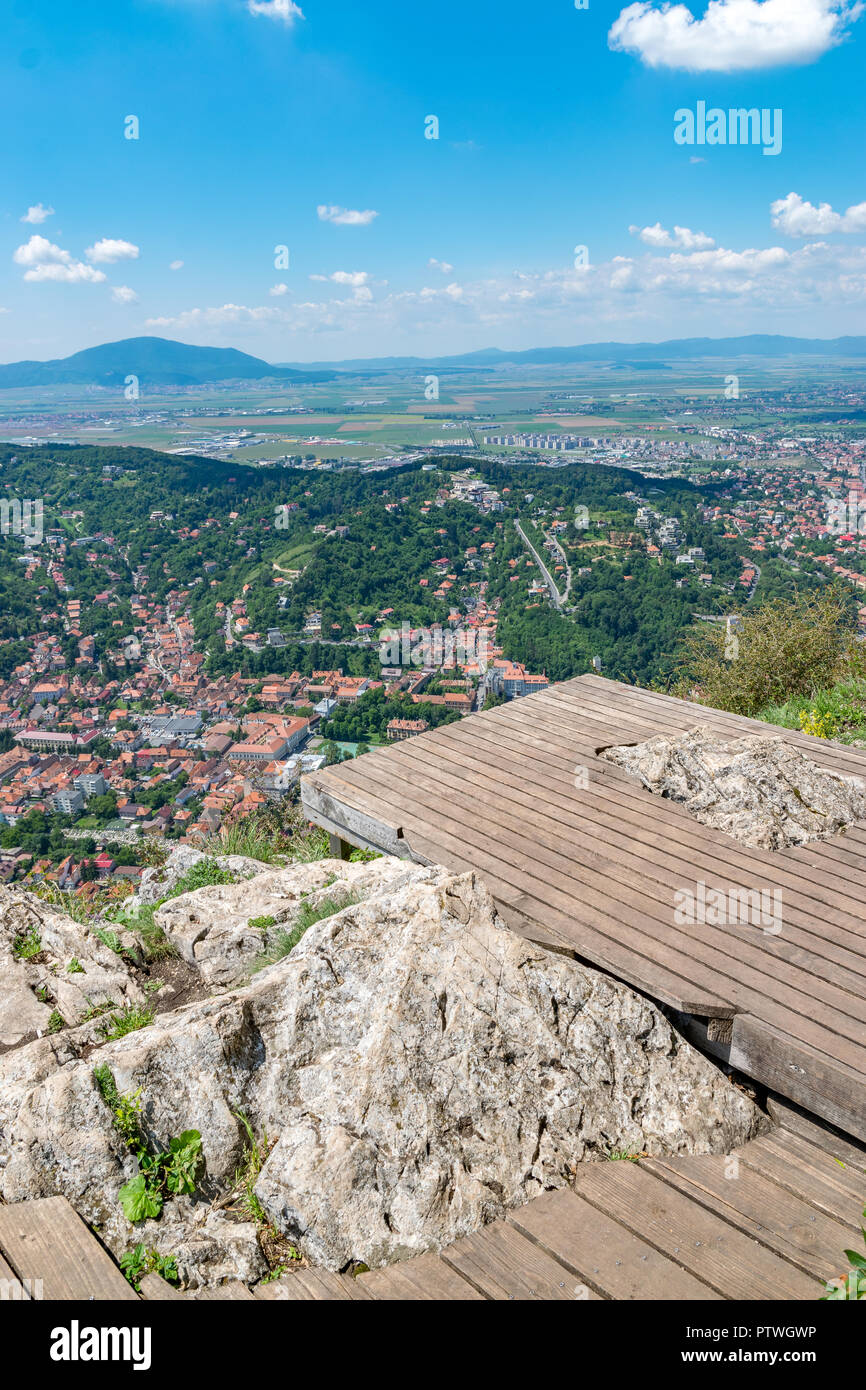 Überblick über Brasov Stadt gesehen von Tampa Mountain, Brasov, Rumänien. Stockfoto