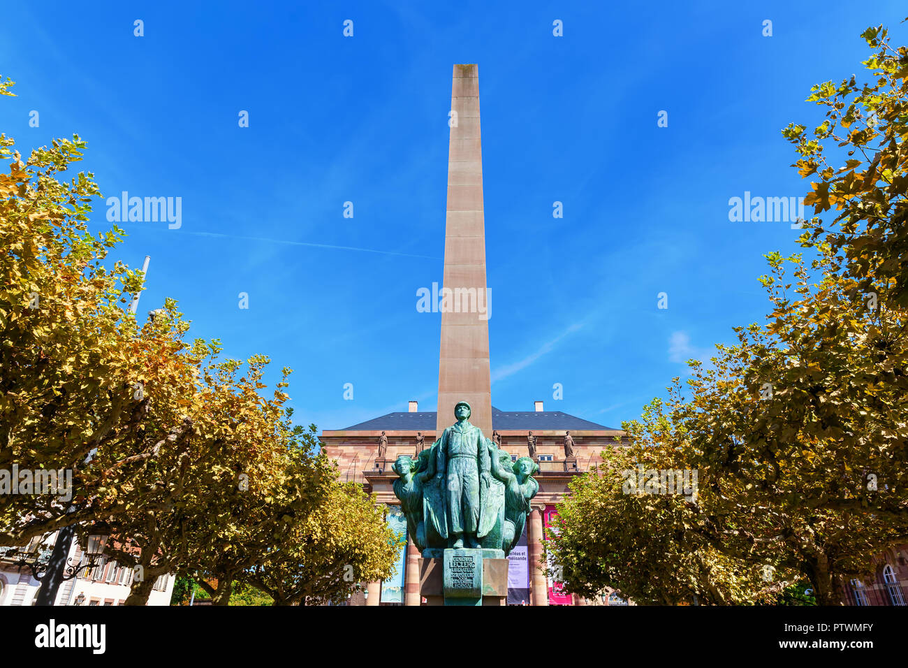 Straßburg, Frankreich - September 09, 2018: Obelisk Leclerc in Straßburg. Es wurde von der Künstlerin Sauphique 1951 als Erinnerung für General Leclerc Stockfoto