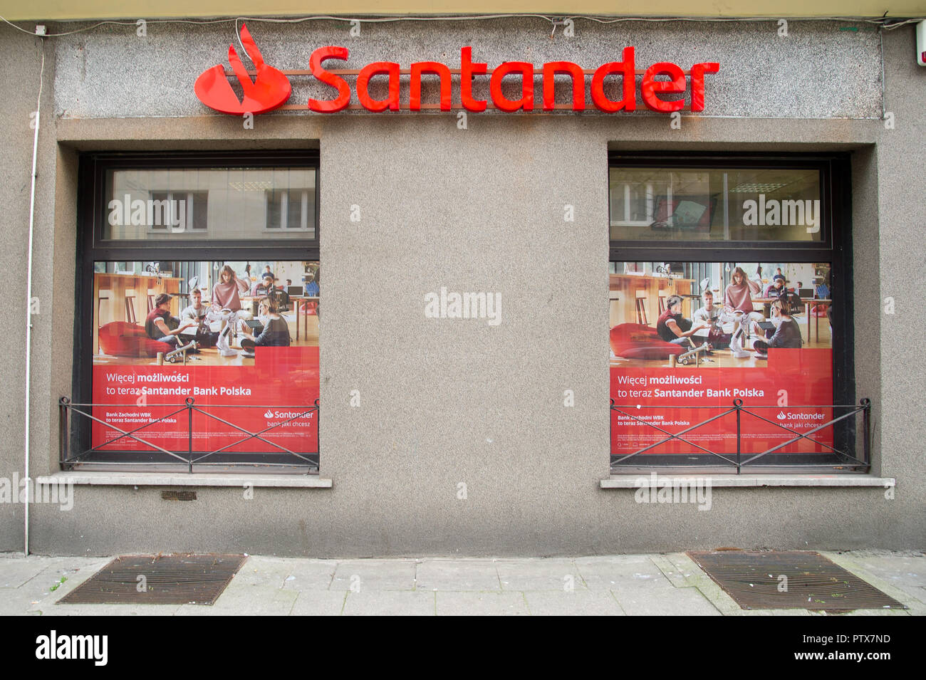 Banco Santander in Gdynia, Polen. 5.Oktober 2018 © wojciech Strozyk/Alamy Stock Foto *** Local Caption *** Stockfoto