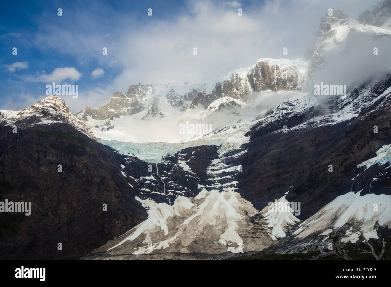 Blick auf Cerro Paine Grande ab (Valle del Frances) Französisch Valley im Torres del Paine Nationalpark, Chile Stockfoto