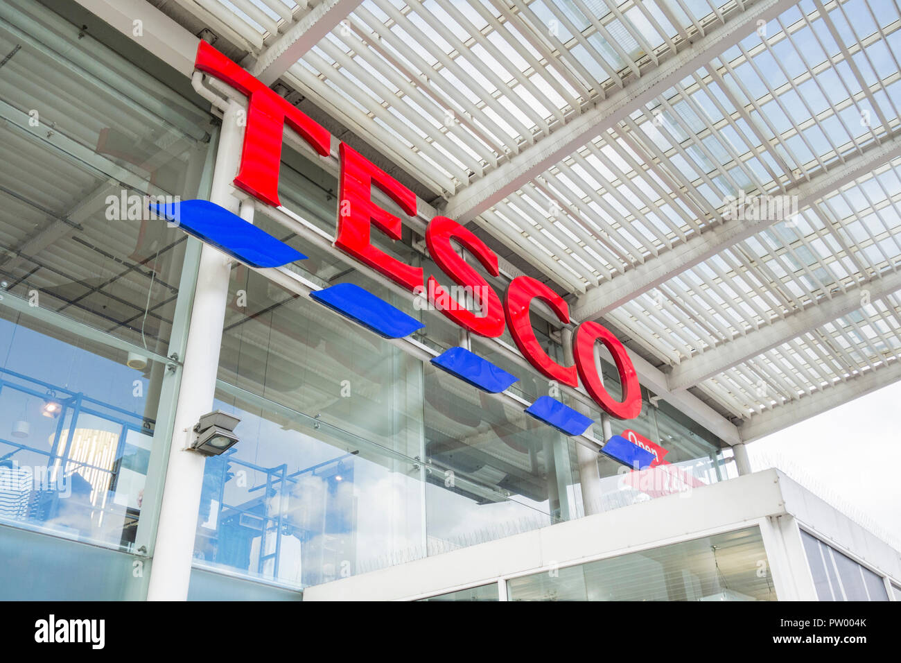 Tesco Supermarkt, West Cromwell Road, Kensington, London, W14 London, Großbritannien Stockfoto