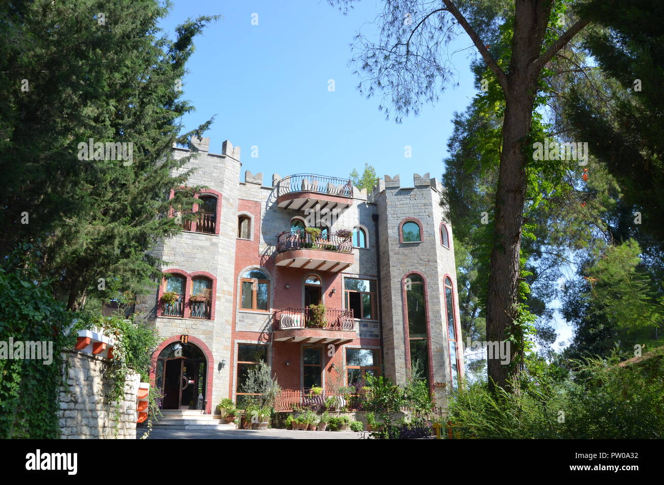 Die Außenseite des Schloss Park Hotel Berat Albanien Stockfoto