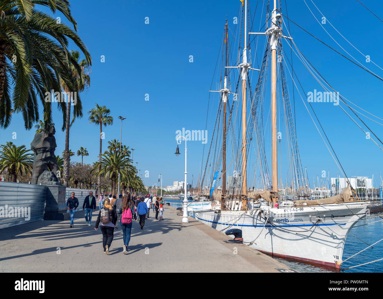 Strandpromenade im Port Vell (Alter Hafen), Moll de Bosch ich Alsina, Barcelona, Spanien Stockfoto