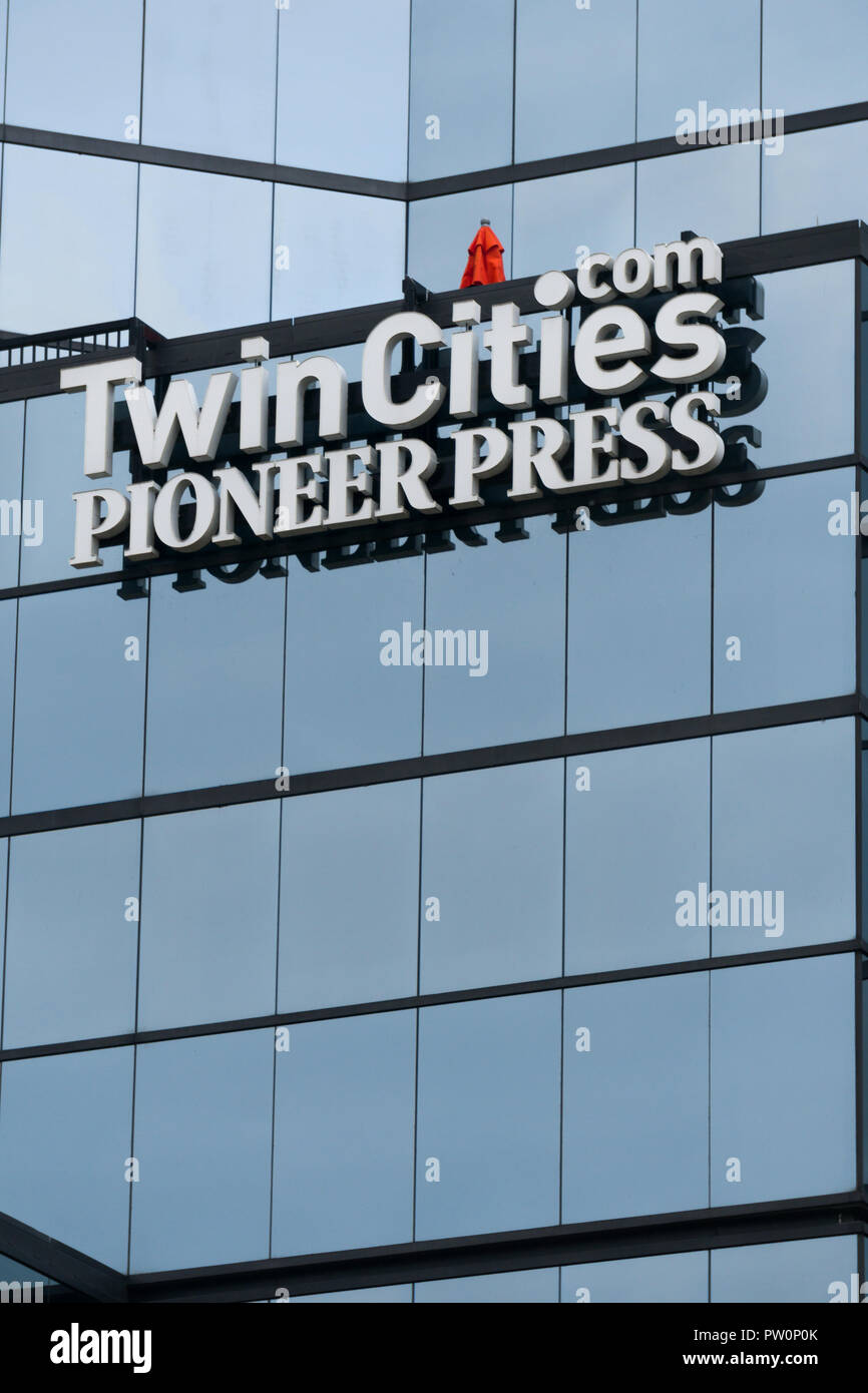 ST. PAUL, MN/USA - 30. SEPTEMBER 2018: Twin Cities Pionier-presse Zeitung Hauptquartier und Logo. Stockfoto