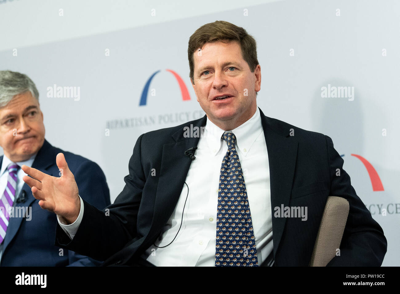 Jay Clayton, Vorsitzender der U.S. Securities und Exchange Commission Sprechen während der Veranstaltung gesehen mit dem Titel Referenzzinssatz Reform; Auswirkungen auf die Wirtschaft und die Verbraucher an der Bipartisan Policy Center in Washington, DC. Stockfoto