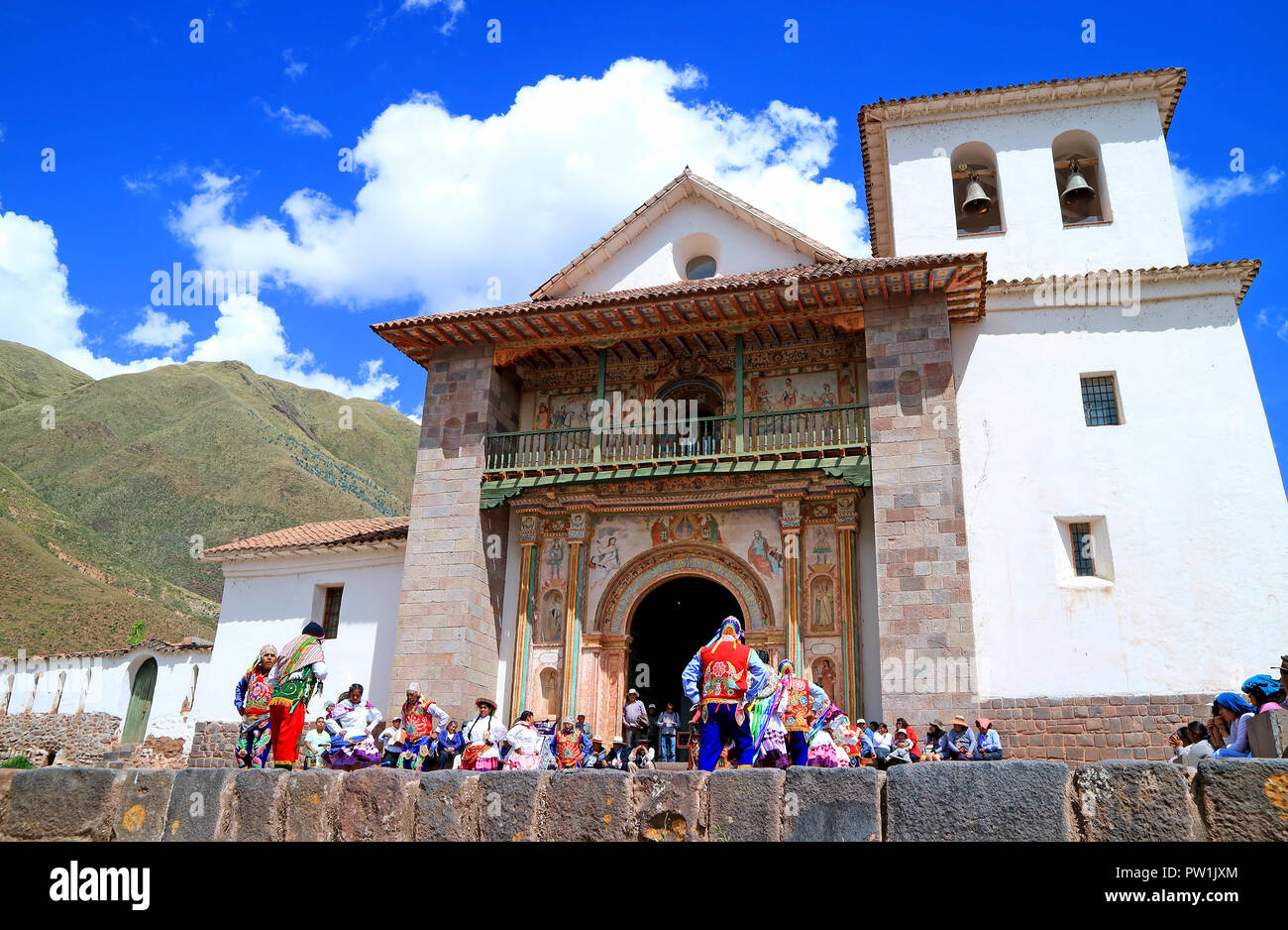 Religiöse Festival in San Pedro Apostol de Andahuaylillas Kirche am 10. Mai 2018, die Stadt Andahuaylillas, Cusco Region, Peru Stockfoto