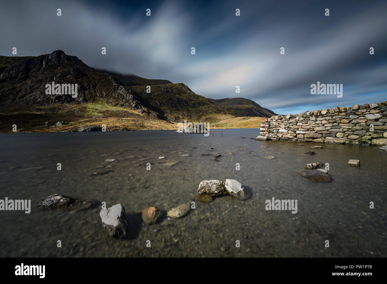 LLyn Idwal in der Ogwen Valley Snowdonia National Park in Nordwales Stockfoto