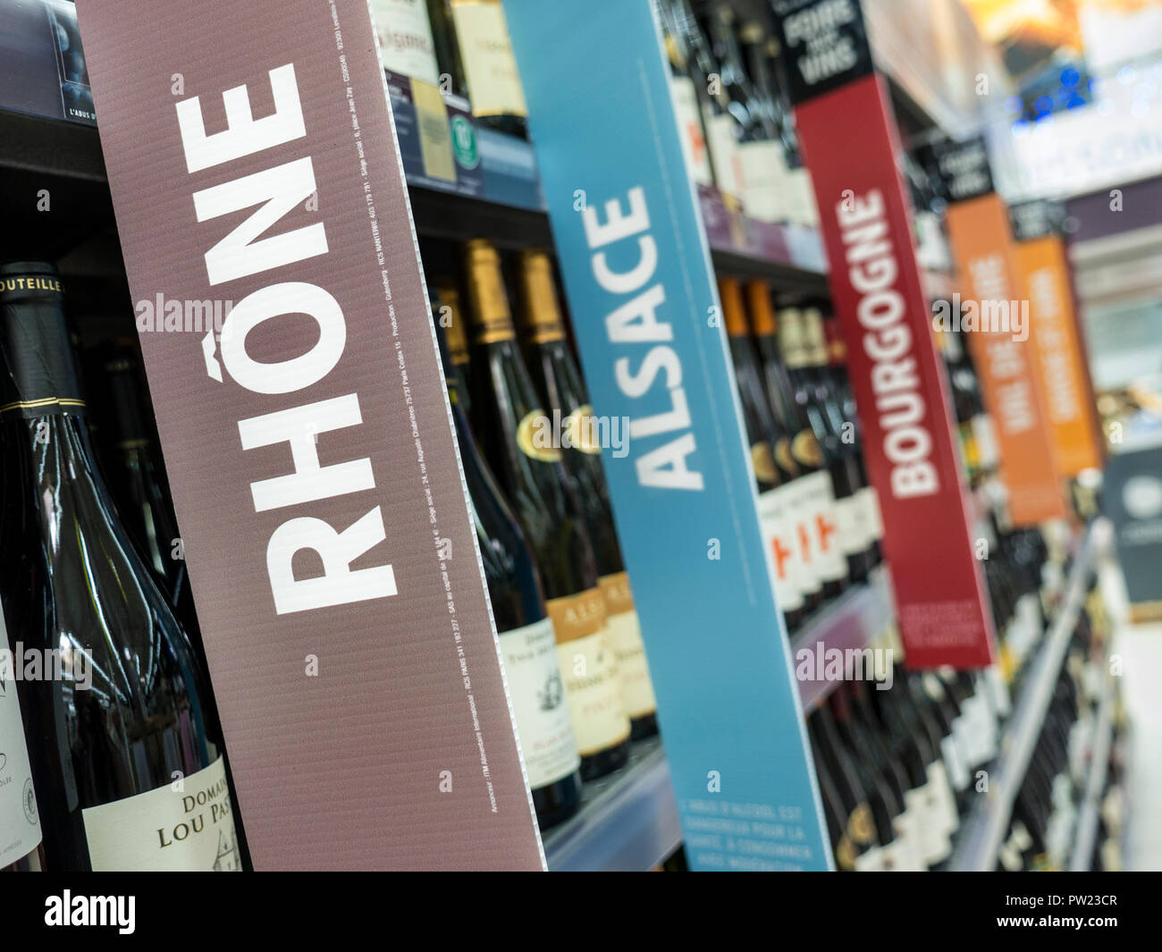Welche 5 Typischen Französischen Produkte Kannst Du Im Supermarkt Kaufen www.alamy.de