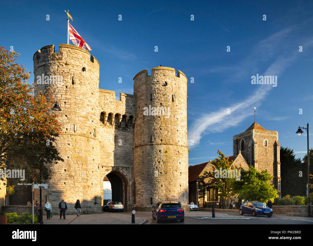 UK, Kent, Canterbury, North Lane, Westgate Towers, Museum und Aussichtspunkt in der alten Stadtmauer von alten Guildhall Gebäude Stockfoto