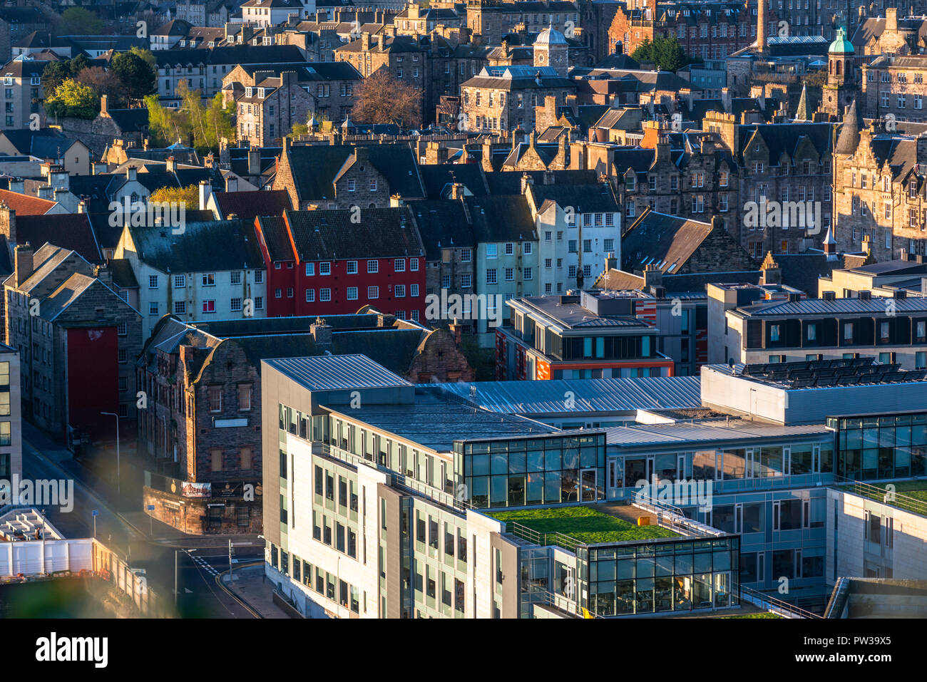 Blick auf die Skyline der Stadt von Calton Hill, Edinburgh, Schottland, Vereinigtes Königreich Stockfoto