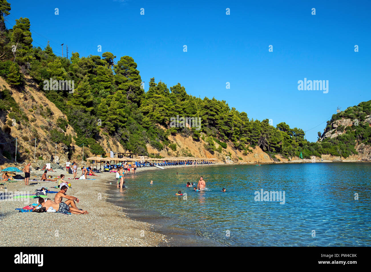 Strand Stafylos, Insel Skopelos, Nördliche Sporaden, Magnessia, Thessalien, Griechenland. Stockfoto