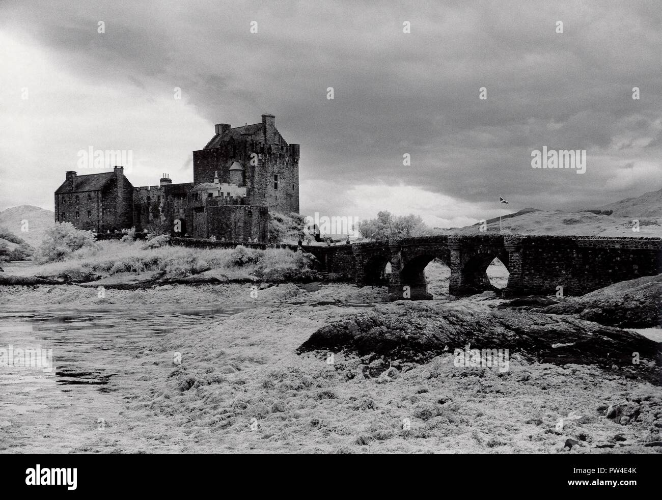 Infrarot Bild von Eileain Donan Castle, Schottland Stockfoto