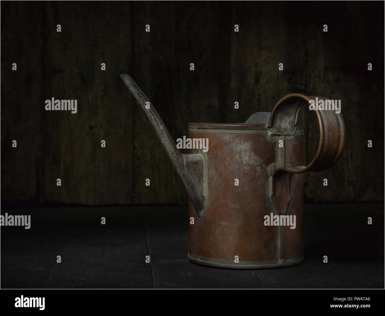 Vintage Metall kann Öl oder Geschenkverpackungen Stockfoto