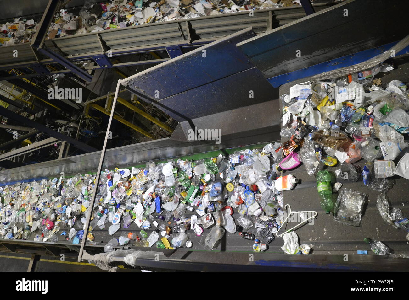 Milton Keynes, Abfallverwertung, Recycling Factory, Milton Keynes, Buckinghamshire, England, UK. Stockfoto