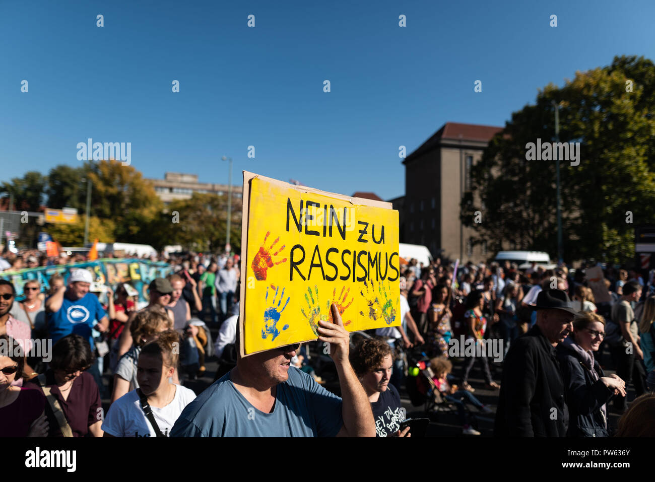 Tausend Berlin Stockfotos Und Bilder Kaufen Alamy