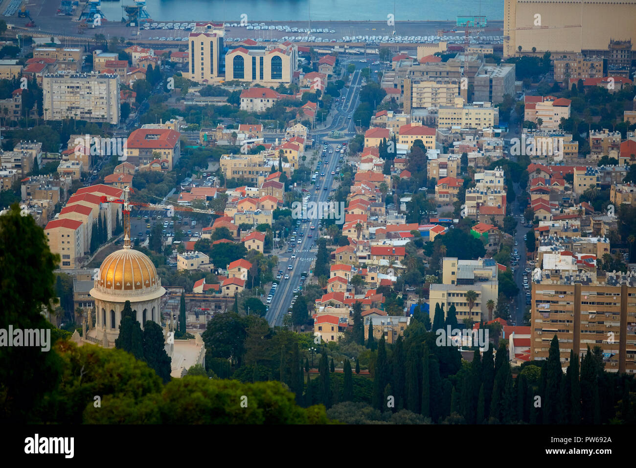 Blick auf die Stadt und das Mittelmeer Hifa von oben Stockfoto