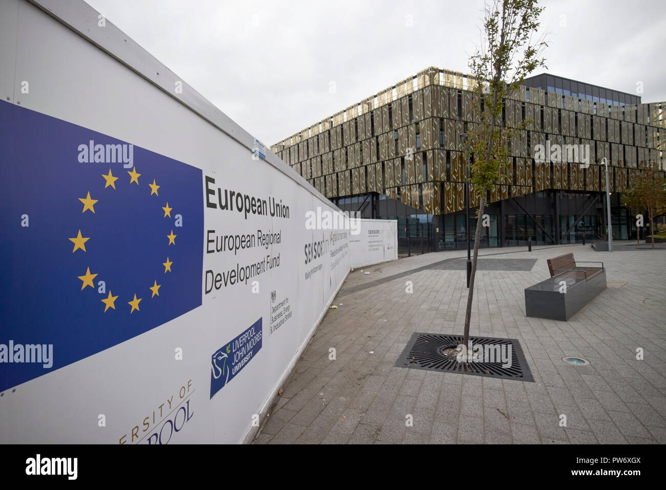 Liverpool sensor Stadt global Innovation hub Joint Venture zwischen Liverpool John Moore Universität und Universität von Liverpool Merseyside England uk fu Stockfoto