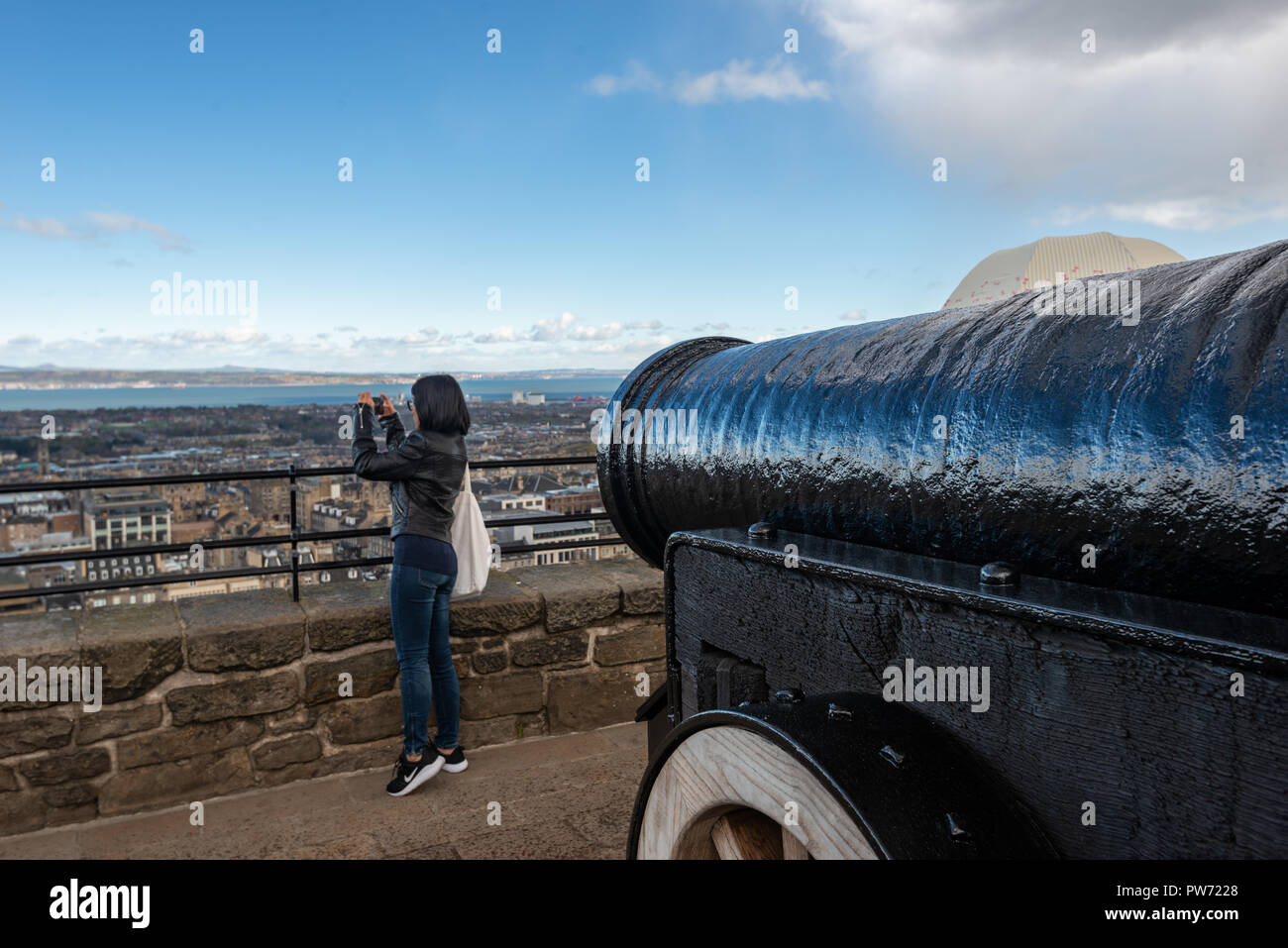 Kanonen auf die Burg von Edinburgh, Edinburgh, Schottland, Vereinigtes Königreich Stockfoto