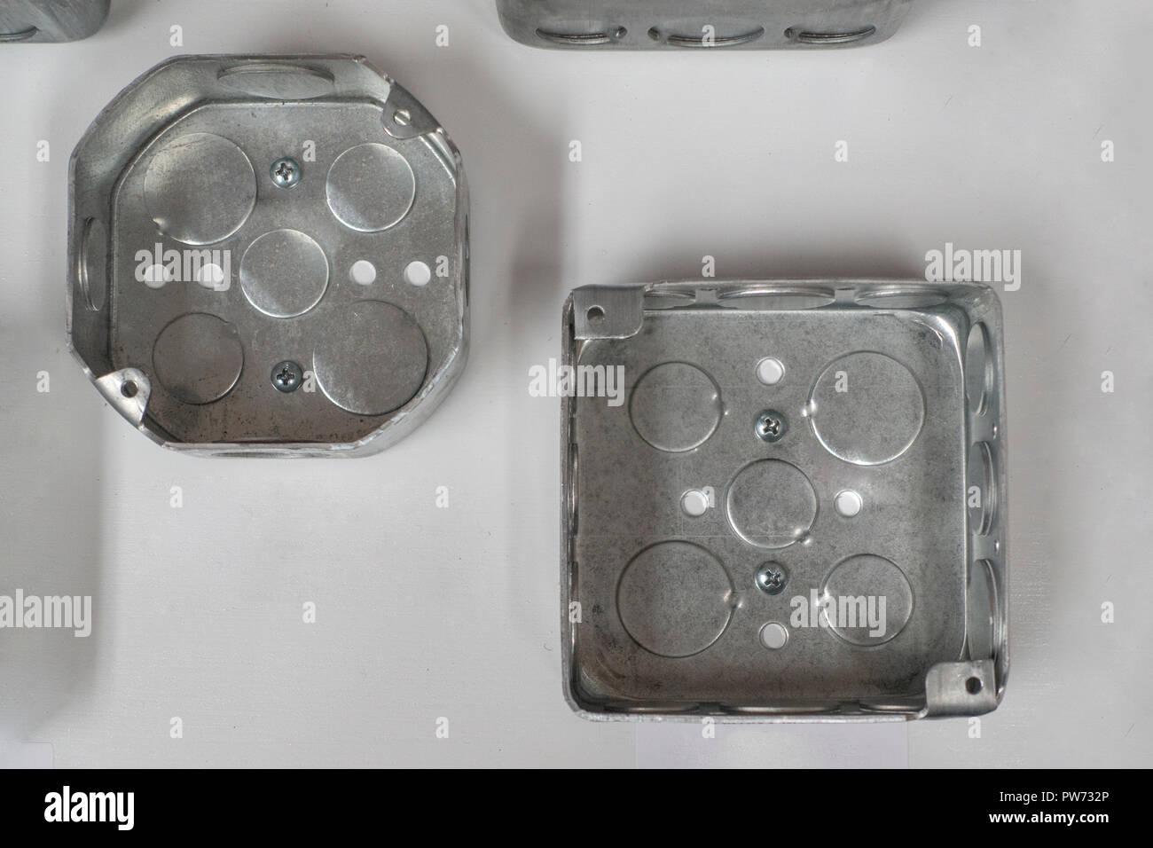 Edelstahl elektrische Felder für Deckenlicht, Lüfter, Schalter und Buchsen/Anschlüsse Stockfoto