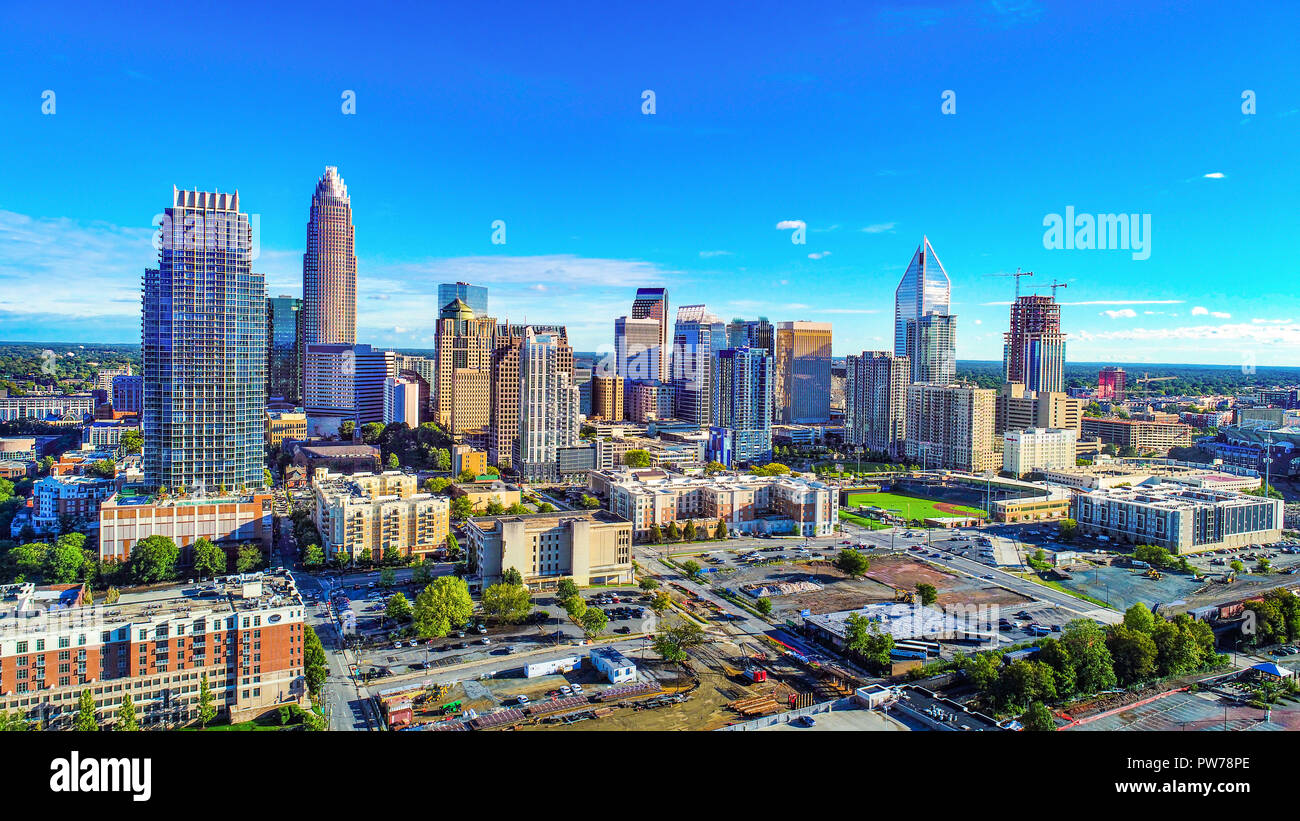 Innenstadt von Charlotte, North Carolina, USA Skyline Drone Antenne Stockfoto