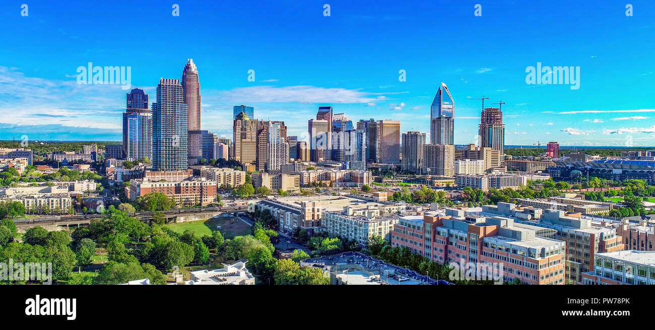 Innenstadt von Charlotte, North Carolina, USA Skyline Drone Antenne Stockfoto