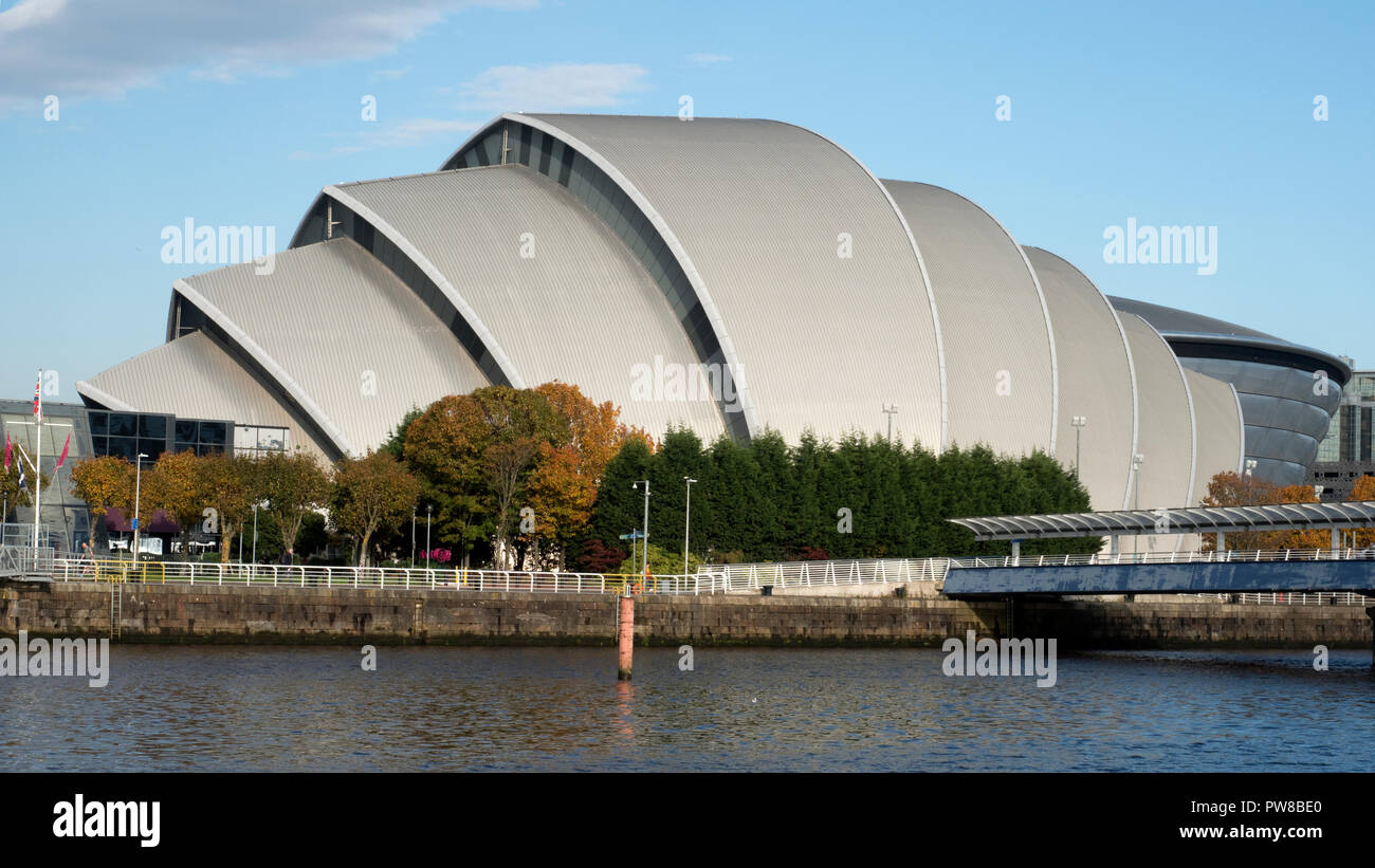 Das Clyde Auditorium aufbauend auf Glasgow Dockside (bekannt als das "Gürteltier". Stockfoto
