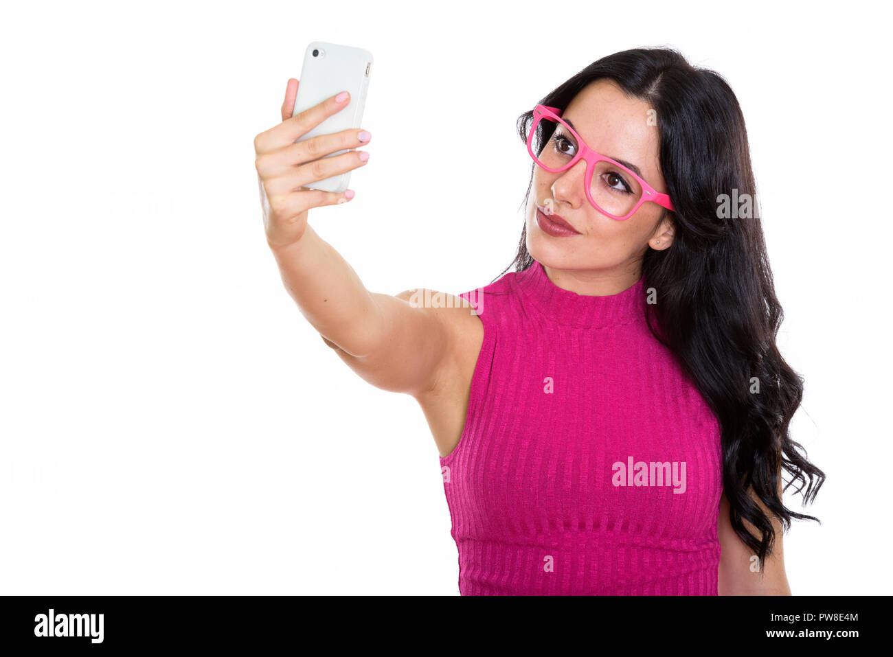 Studio shot der jungen schönen spanischen Frau unter selfie pictu Stockfoto