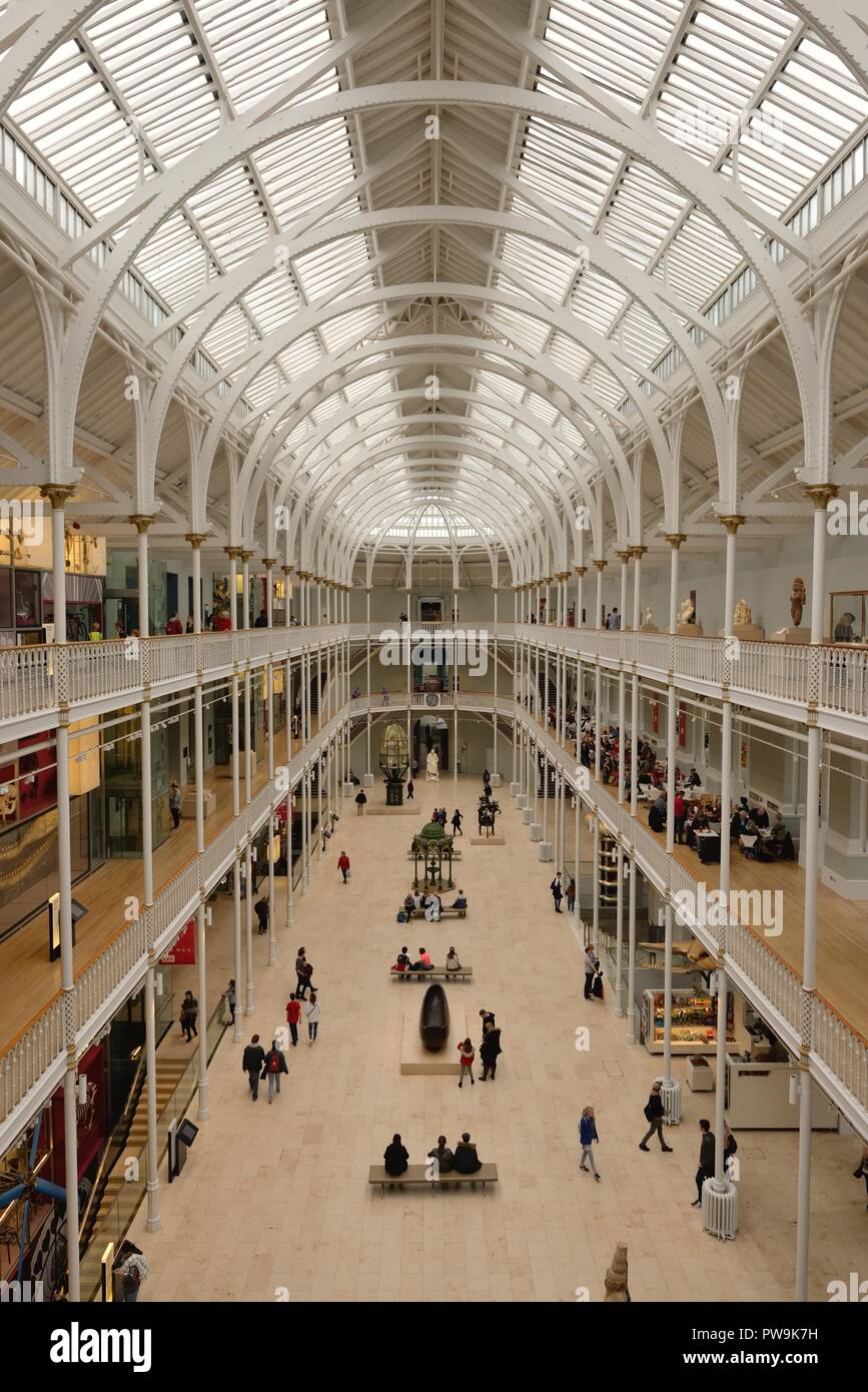 Innenansicht des National Museum of Scotland in Edinburgh, Schottland, Großbritannien Stockfoto