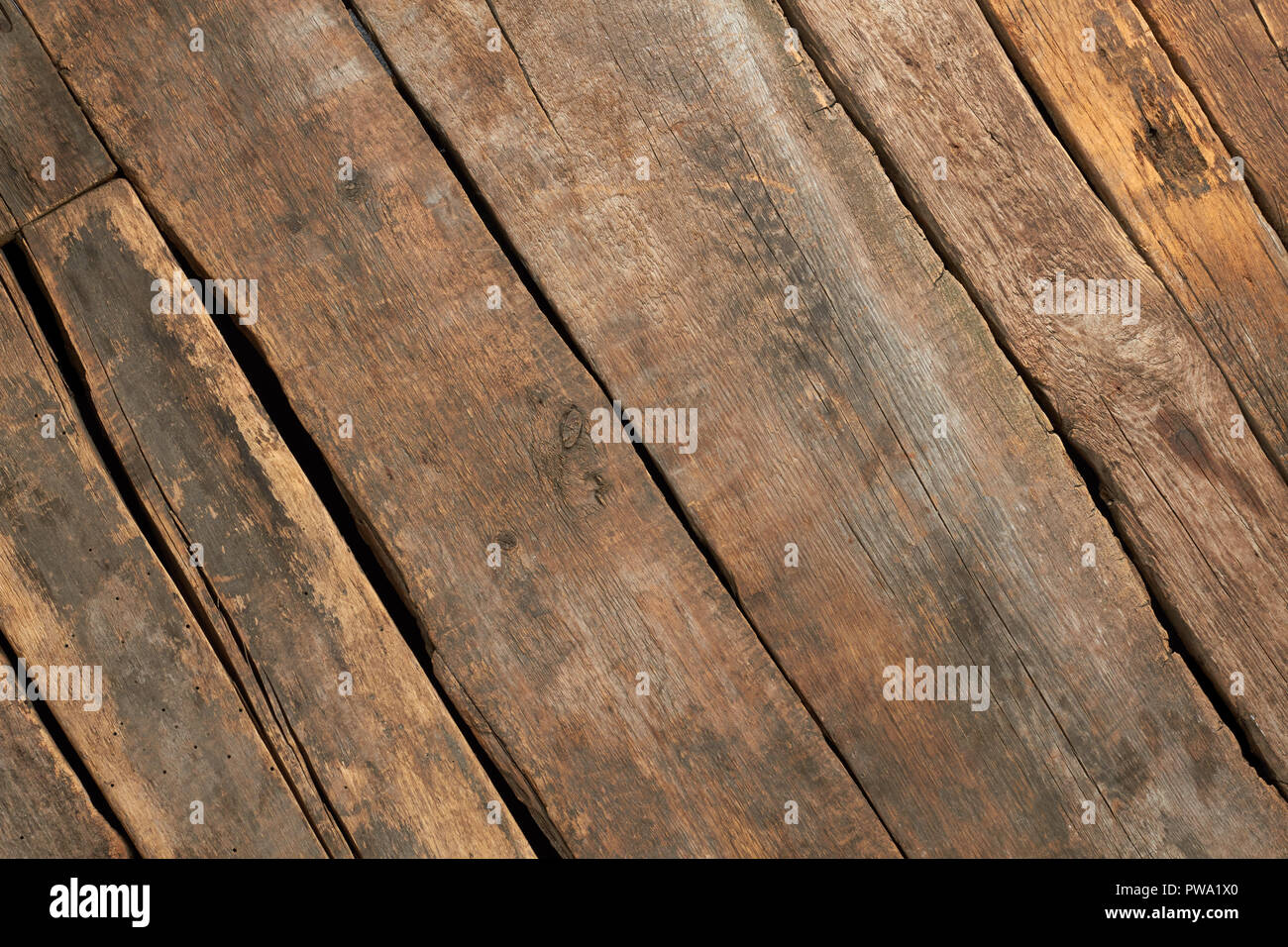 Abstrakte Holz- Textur. Alten, braunen Holzplanken. Grobe rustikalen hölzernen Brettern. Stockfoto