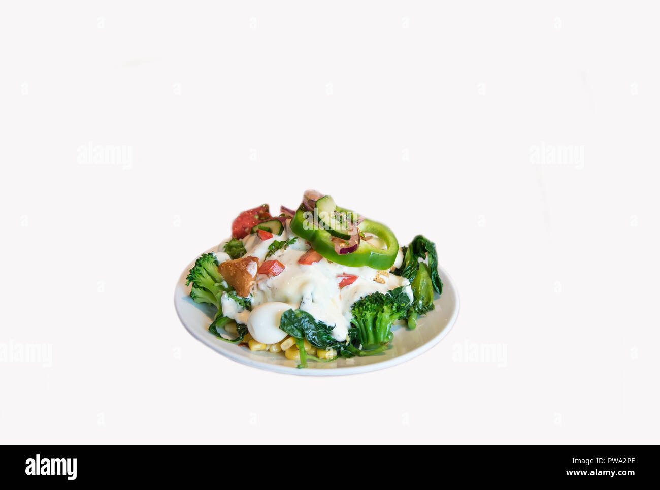 Frisches Salat für gesundes Essen auf weißem Hintergrund Stockfoto