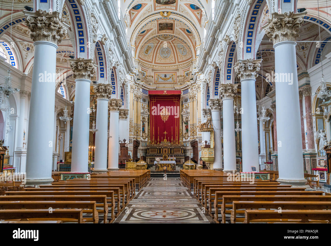 Einen Blick in die Kathedrale von San Pietro (St. Peter) in Modica. Sizilien, Süditalien. Stockfoto