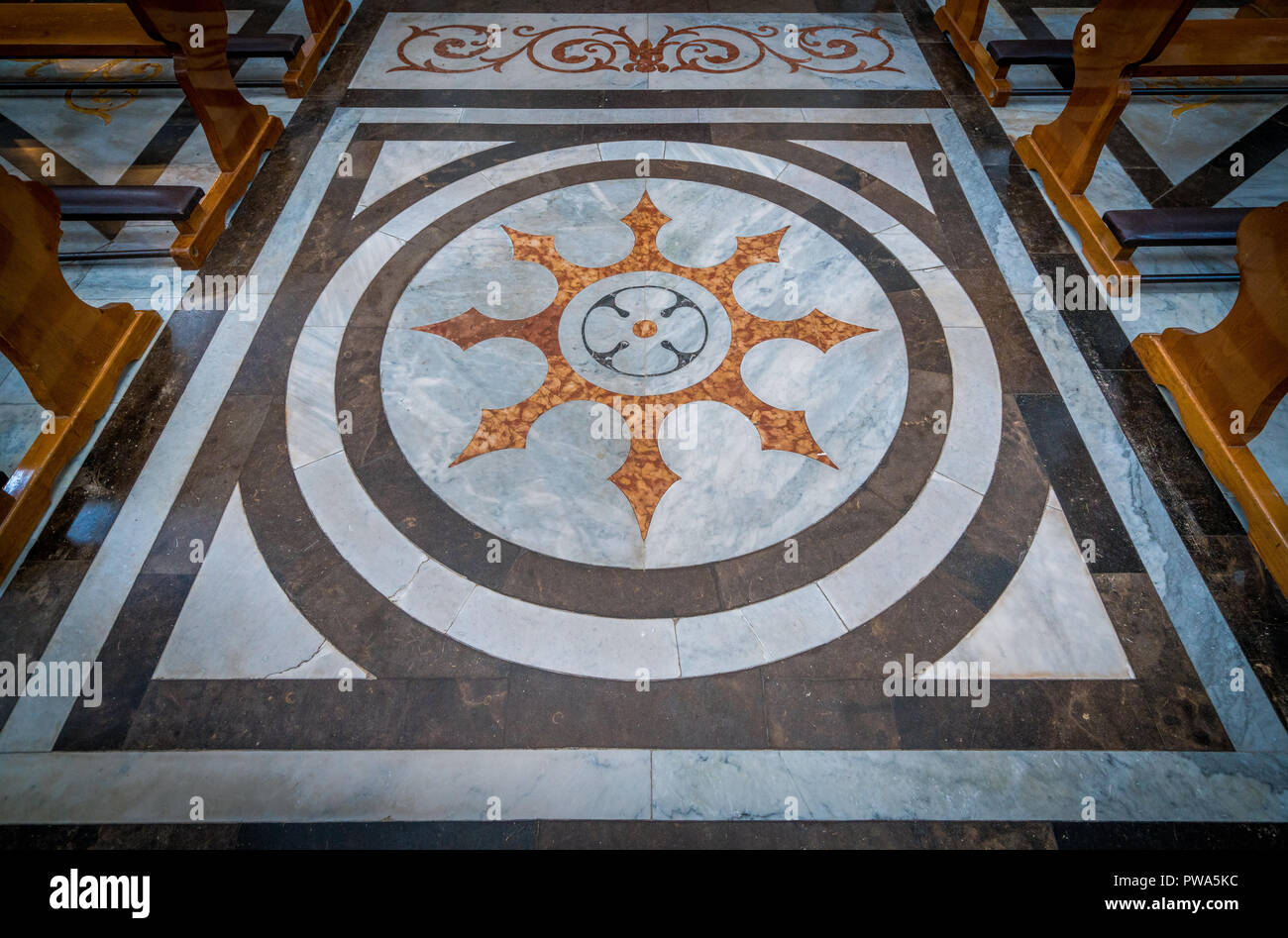 Stock Dekoration in der Kathedrale von San Pietro (St. Peter) in Modica. Sizilien, Süditalien. Stockfoto
