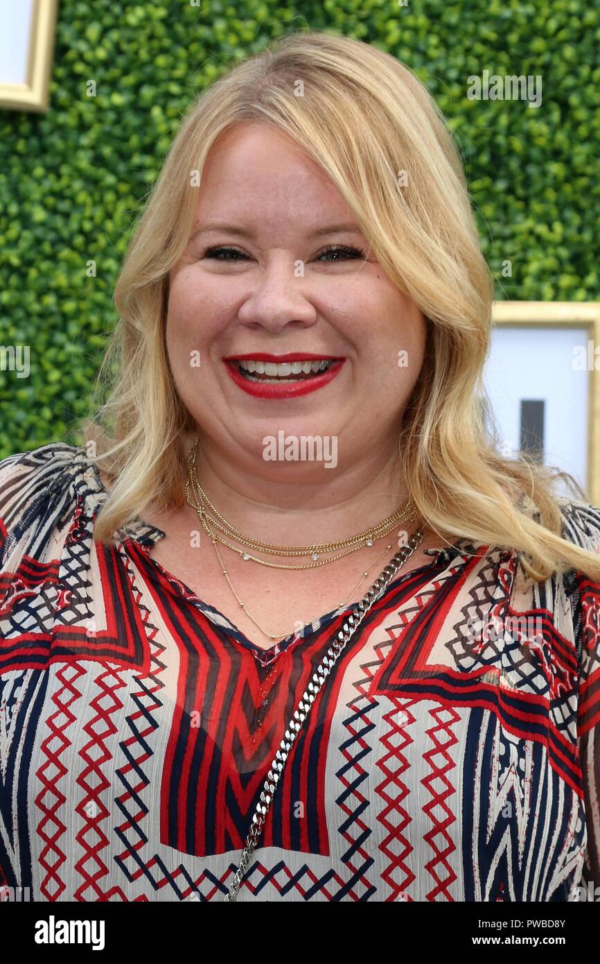 Burbank, CA. 14 Okt, 2018. Julie Plec bei der Ankunft für die CW-Netz fallen Launch Event, Warner Bros. Main Los, Burbank, CA 14. Oktober 2018. Credit: Priscilla Grant/Everett Collection/Alamy leben Nachrichten Stockfoto