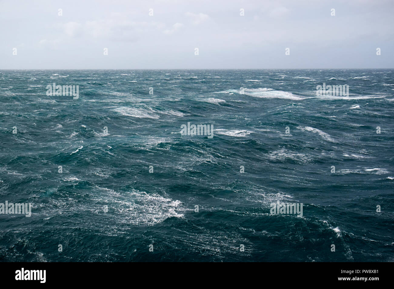 Stena Line Fähre groben Irische See bei Sturm Stockfoto