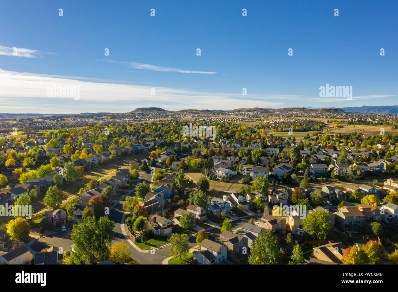 Luftbild der Zersiedelung in Castle Rock, Colorado, außerhalb von Denver. Stockfoto