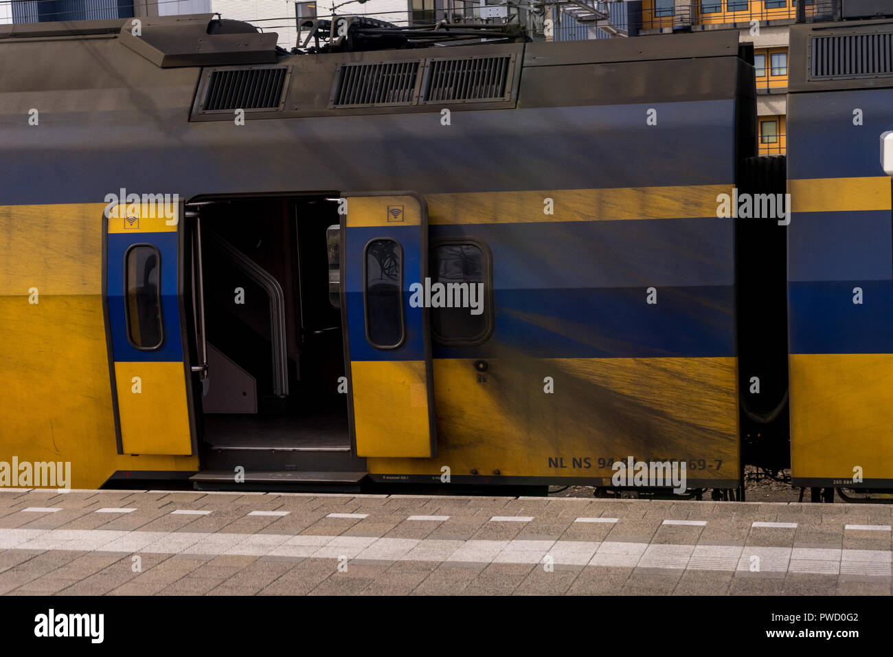Niederlande, Den Haag, 30. März 2018: Der niederländischen Bahn NS Intercity Stockfoto