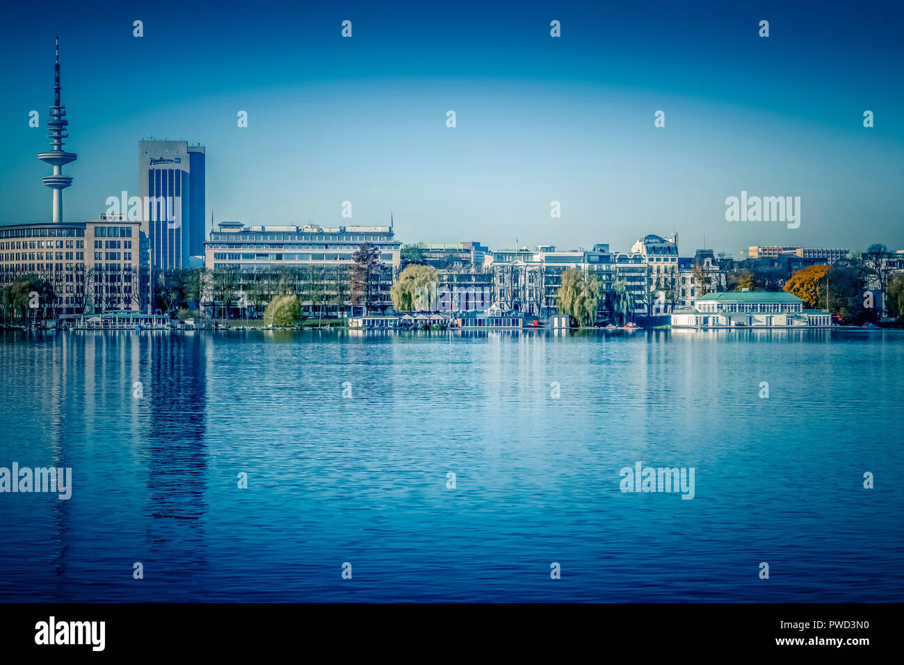 Deutschland, Hamburg, Alster, Außenalster, Ruderclub Germania Stockfoto