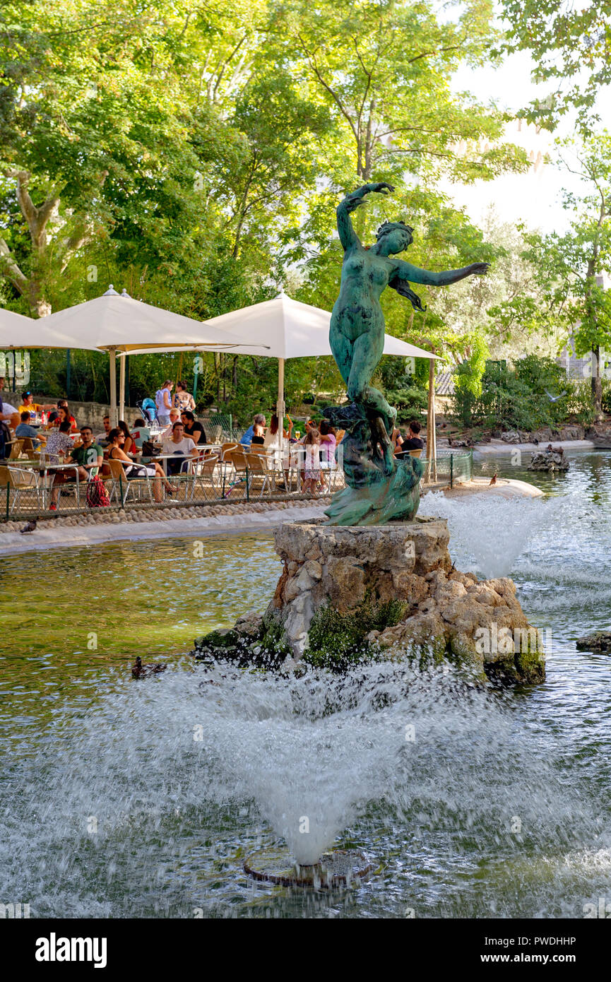 Frankreich. Vaucluse (84). Avignon. Garten des Doms. Skulptur von Félix Gras unter dem Titel "Venus Schwalben' Stockfoto