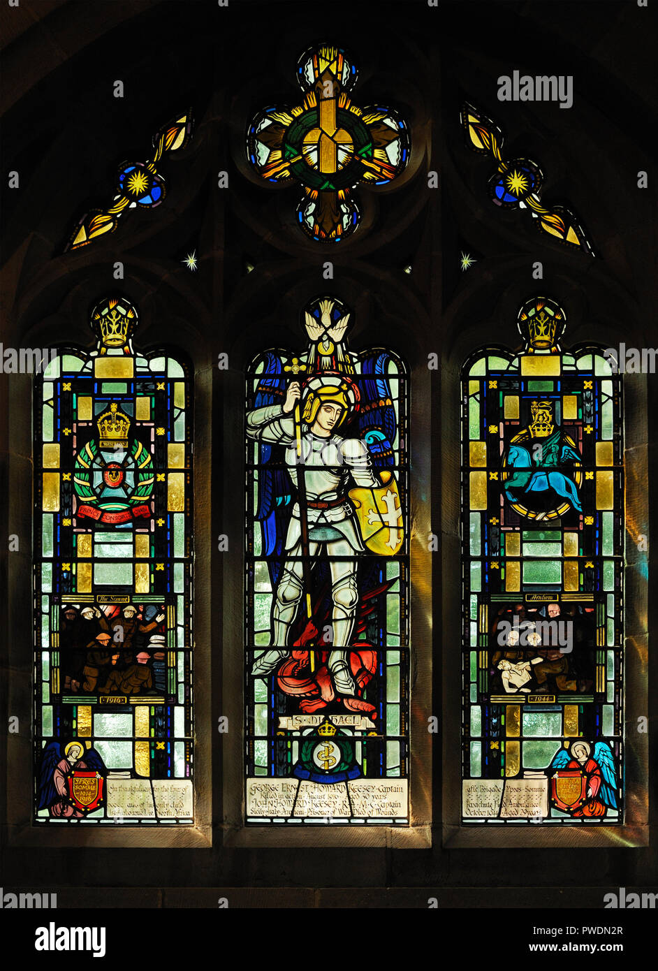 Keesey Kriegerdenkmal Fenster, 1947. Kirche des Heiligen Markus, Natland, Cumbria, England, Vereinigtes Königreich, Europa. Stockfoto