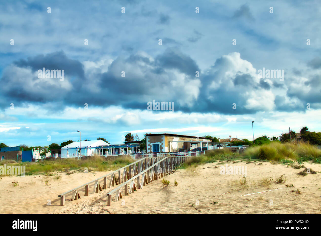 Strand von "El Palmar", ein großartiger Ort zu surfen, an der Küste der Provinz Cadiz, Andalusien, Spanien Stockfoto