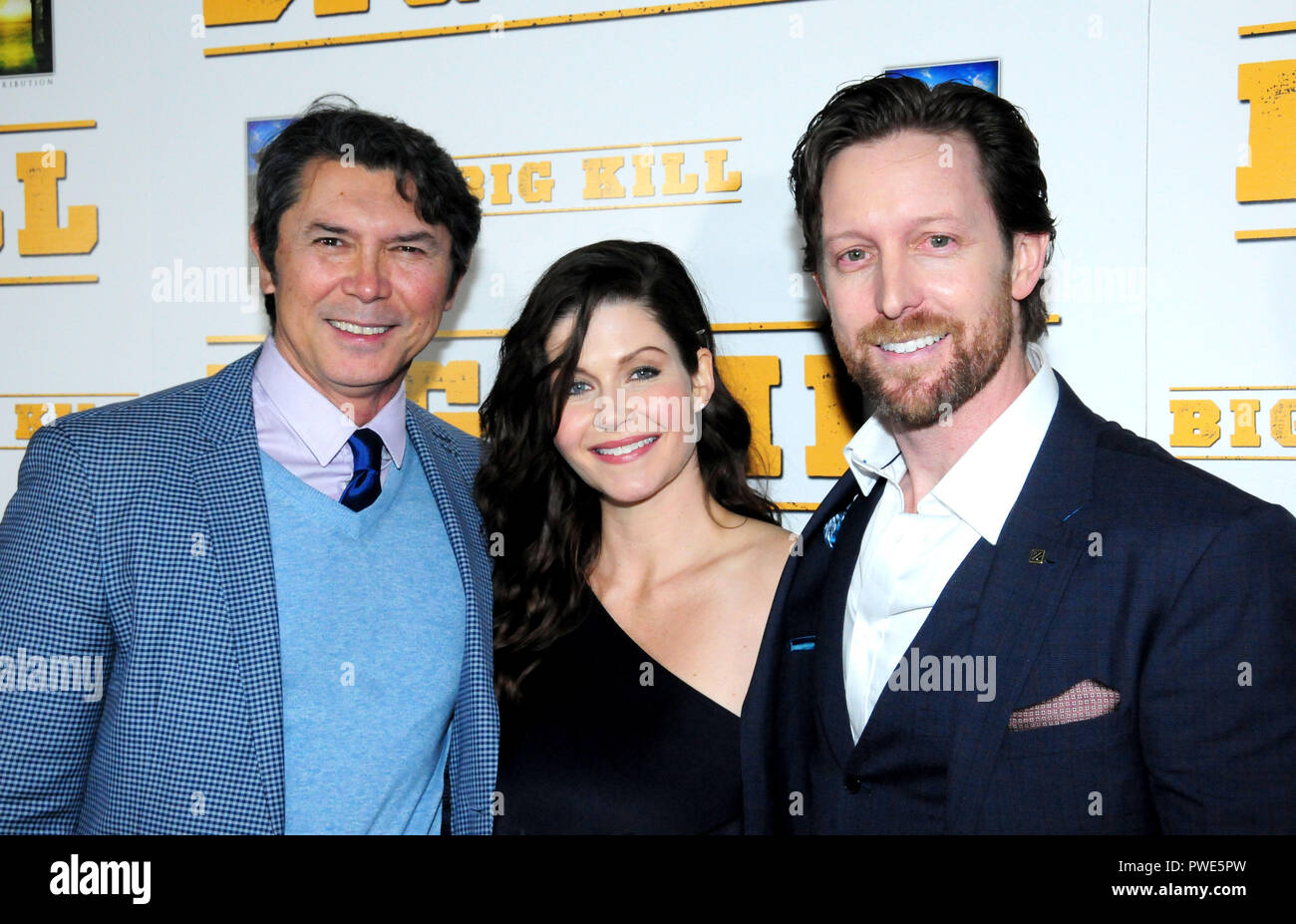 Los Angeles Usa 15 Oktober 2018 L R Schauspieler Lou Diamond Phillips Schauspielerin Stephanie Beran Und Regisseur Schauspieler Scott Martin Nehmen An Der Weltpremiere Des Archstone Distribution Big Kill Am 15 Oktober