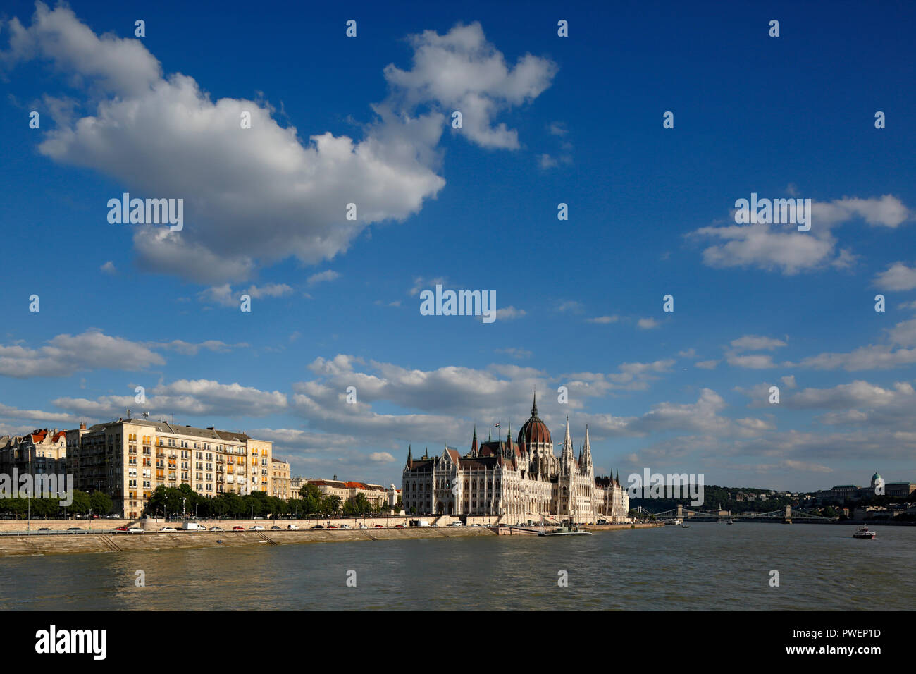 Ungarn, Ungarn, Budapest, Donau, Hauptstadt, ungarischen Parlament, das Parlamentsgebäude von Imre Steindl am Ufer der Donau, Gothic Revival, Sehenswürdigkeiten, UNESCO Weltkulturerbe Stockfoto