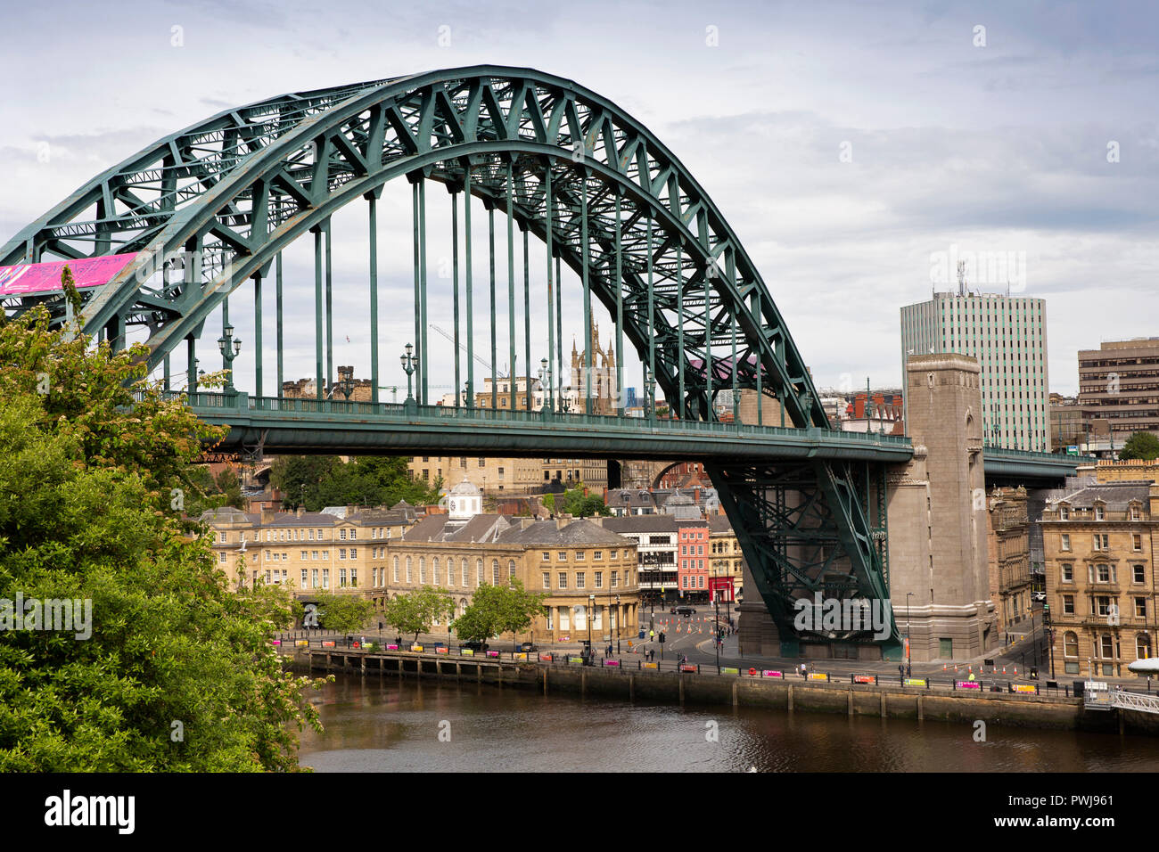 Großbritannien, England, Tyneside, Gateshead, Kai, Tyne Bridge von Heritage Centre Stockfoto